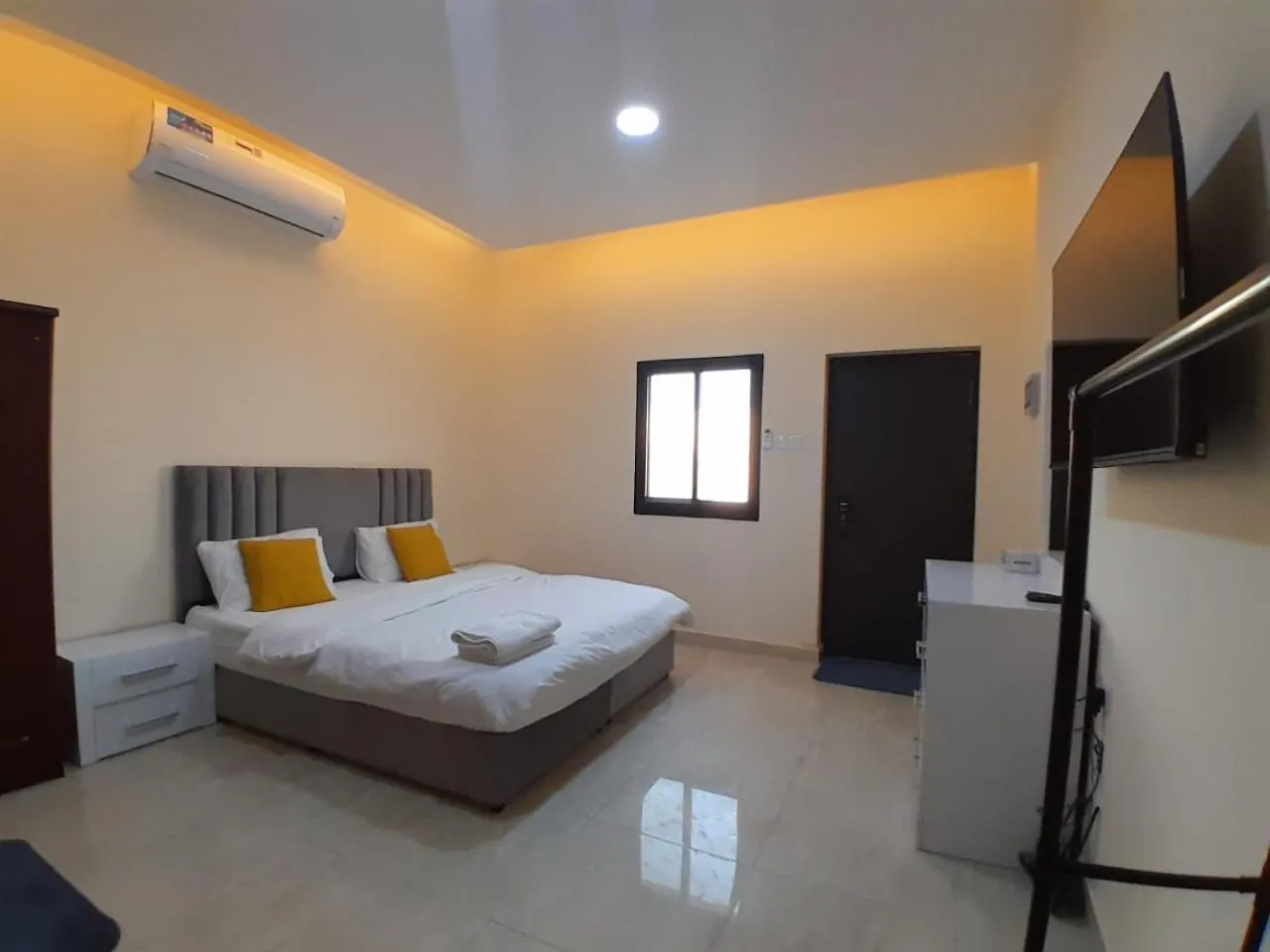 Ek Homes Ras al-Khaimah Inn